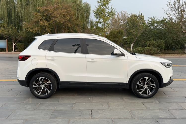 Used Bestune X40 2019 1.6L Automatic Luxury Version China V Emission Standard Exterior 6