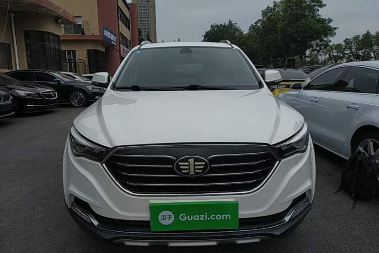 Used Bestune X40 2019 1.6L Automatic Luxury Edition China VI Front