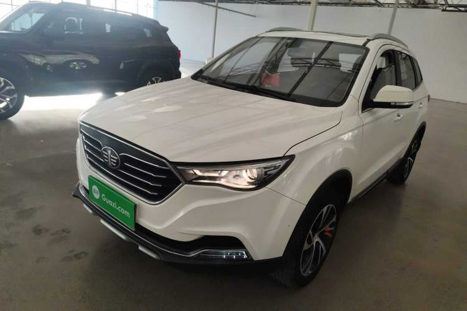 Used Bestune X40 2019 1.6L Manual Luxury Edition China VI Front Left 45 Deg