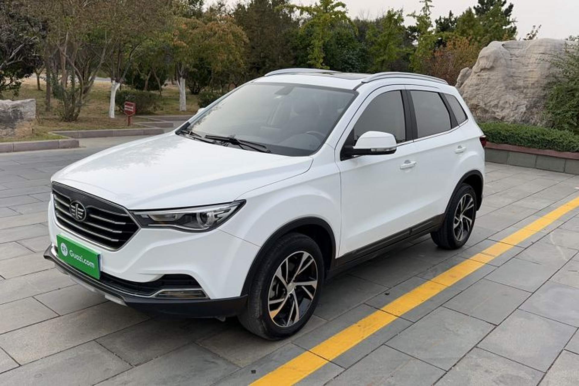 Used Bestune X40 2019 1.6L Automatic Connected Smart Cool Version China V Emission Standard Front Left 45 Deg