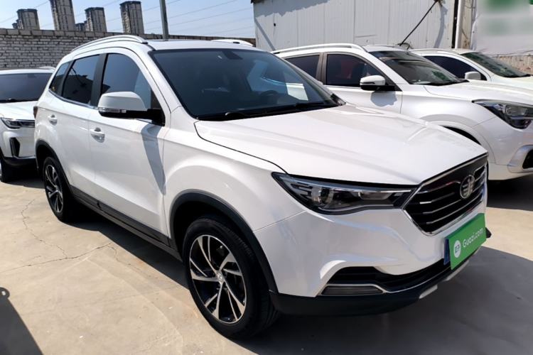 Used Bestune X40 2019 1.6L Manual Luxury Edition China VI Front Right 45 Deg