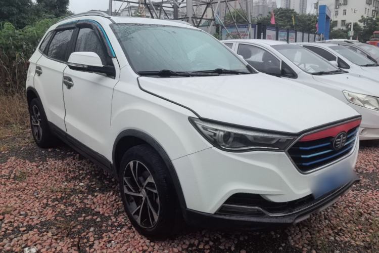 Used Bestune X40 2019 1.6L Automatic Luxury Version China V Emission Standard Front Right 45 Deg