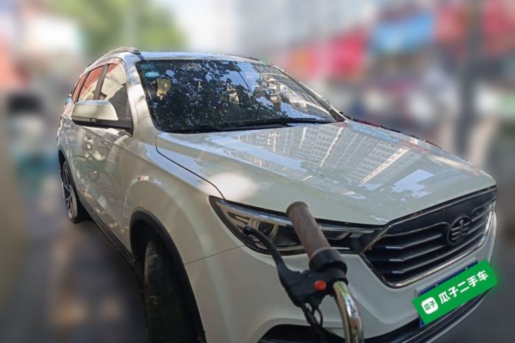 Used Bestune X40 2019 1.6L Manual Luxury Edition China VI Front Right 45 Deg