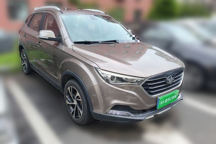 Used Bestune X40 2019 1.6L Automatic Luxury Version China V Emission Standard Front Right 45 Deg