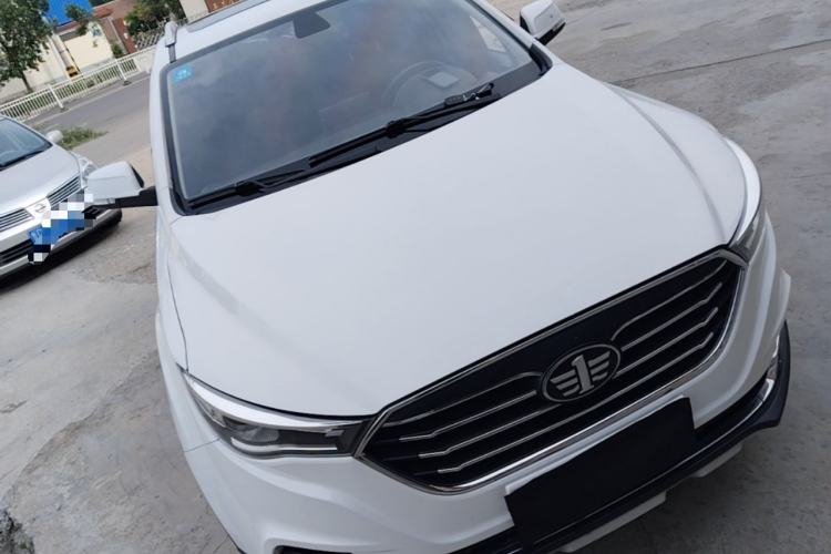 Used Bestune X40 2019 1.6L Manual Luxury Edition China V Front Right 45 Deg
