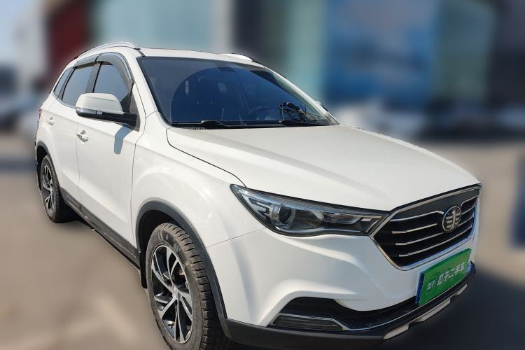 Used Bestune X40 2019 1.6L Automatic Luxury Edition China VI Front Right 45 Deg
