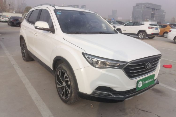 Used Bestune X40 2019 1.6L Automatic Luxury Edition China VI Front Right 45 Deg