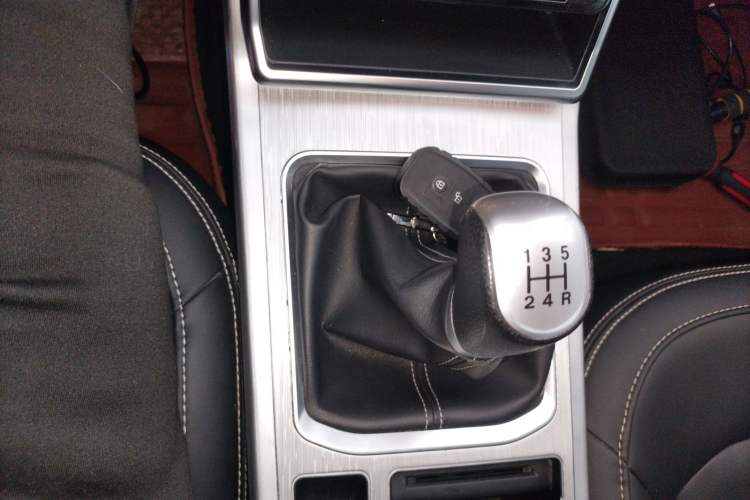 Used Bestune X40 2019 1.6L Manual Luxury Edition China VI Gear Lever