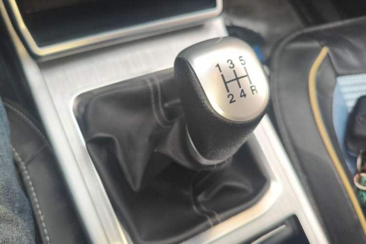 Used Bestune X40 2019 1.6L Manual Luxury Edition China VI Gear Lever