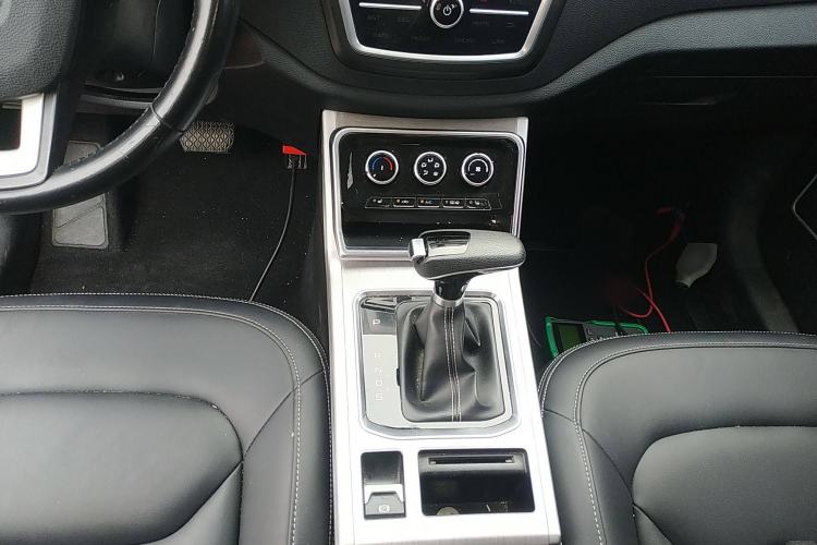 Used Bestune X40 2019 1.6L Automatic Luxury Edition China VI Gear Lever