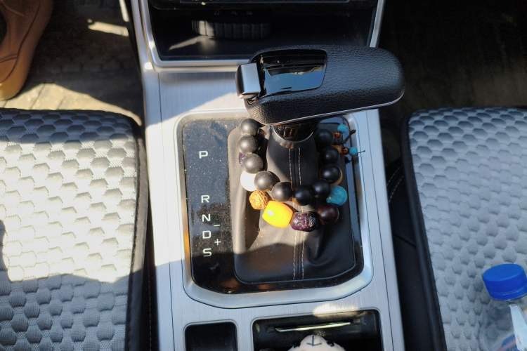 Used Bestune X40 2019 1.6L Automatic Luxury Edition China VI Gear Lever