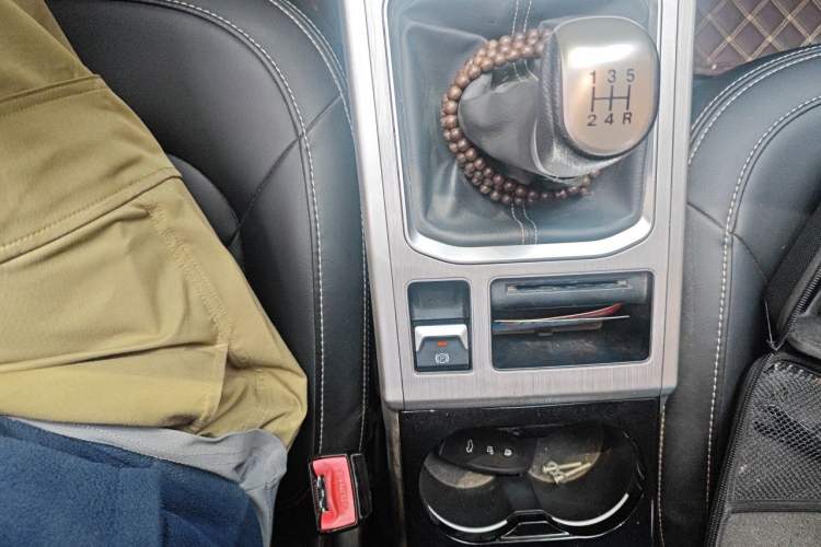 Used Bestune X40 2019 1.6L Manual Luxury Edition China VI Gear Lever