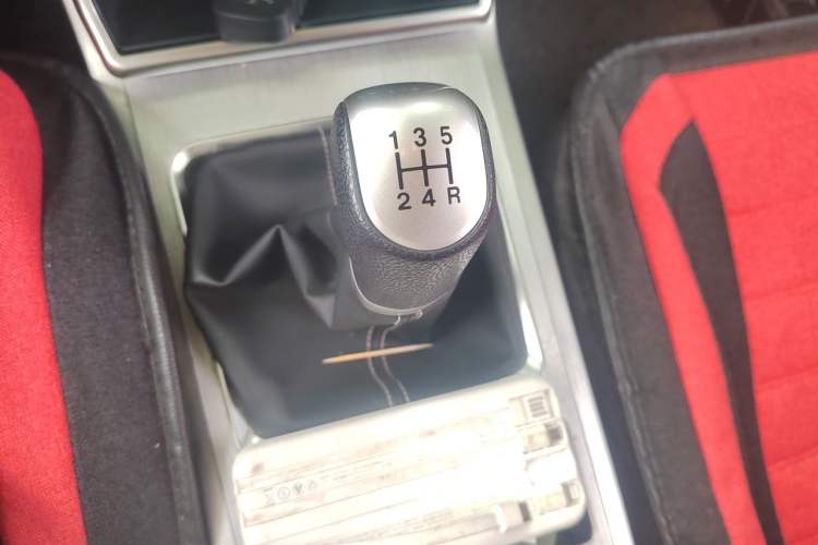 Used Bestune X40 2019 1.6L Manual Luxury Edition China VI Gear Lever