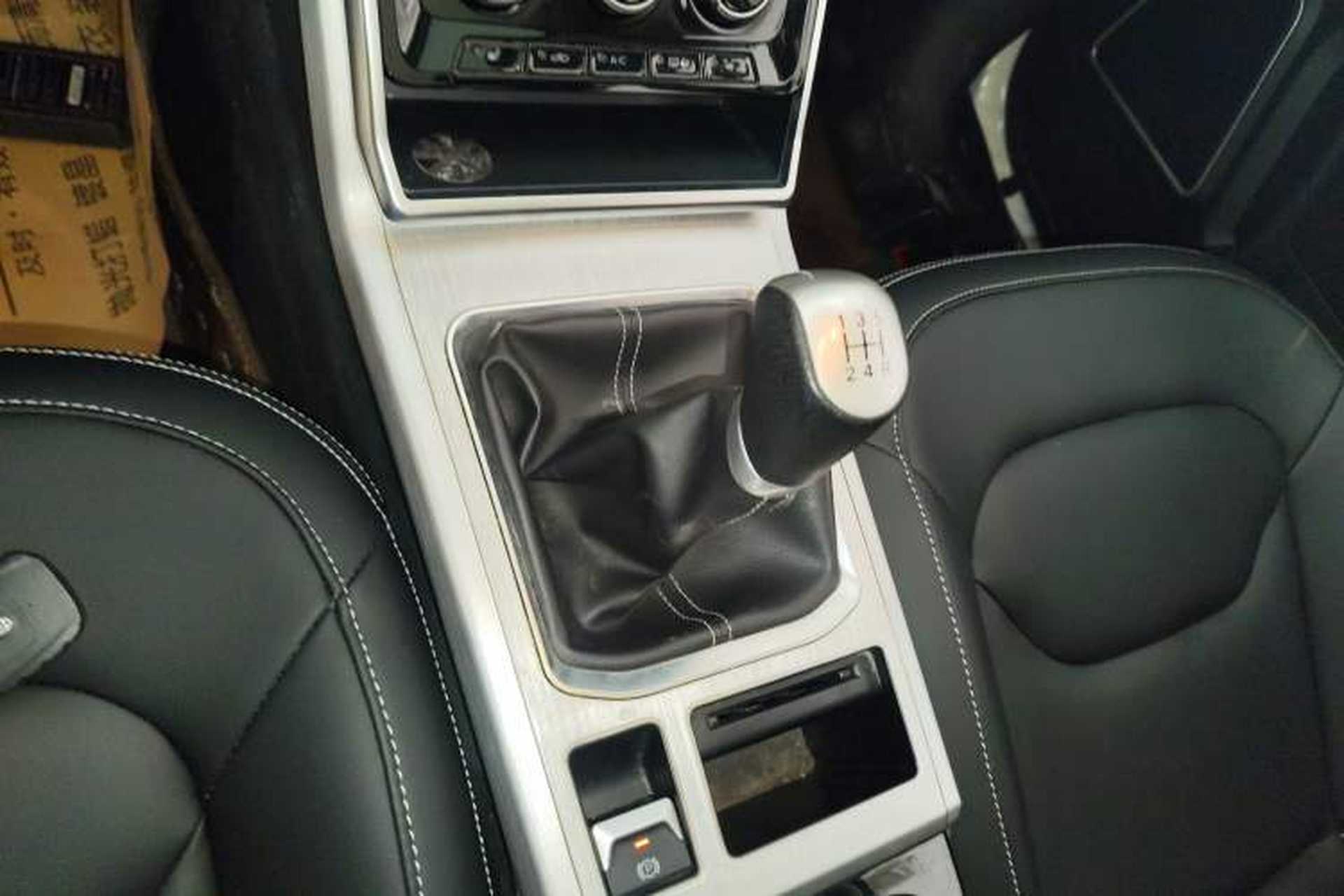 Used Bestune X40 2019 1.6L Manual Luxury Edition China VI Gear Lever