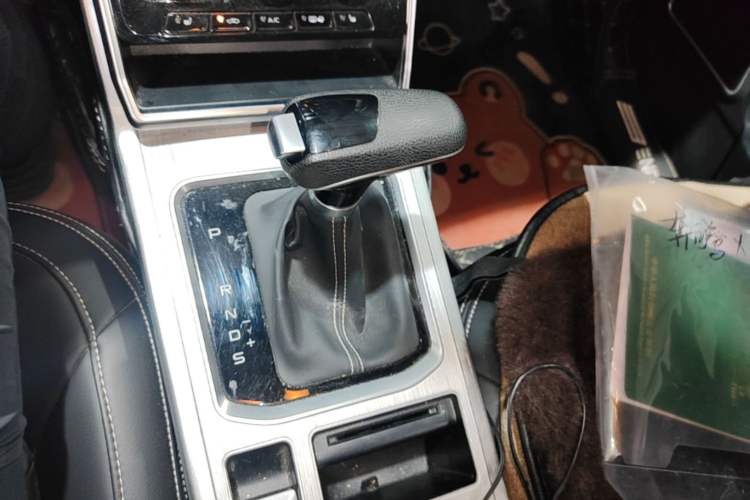 Used Bestune X40 2019 1.6L Automatic Luxury Edition China VI Gear Lever