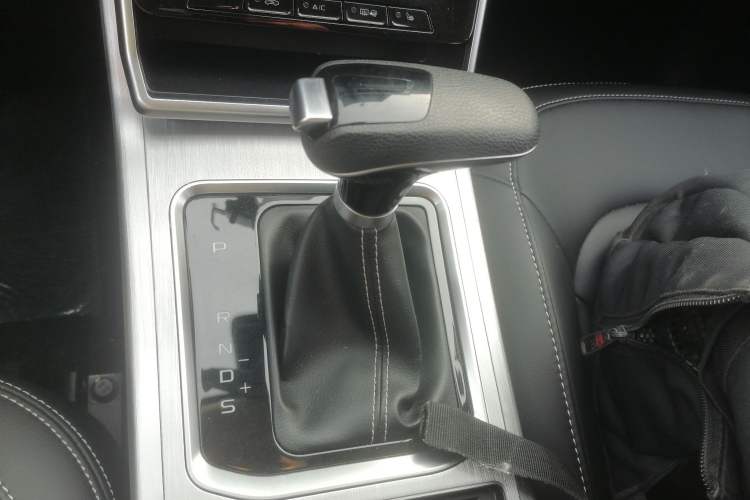 Used Bestune X40 2019 1.6L Automatic Luxury Edition China VI Gear Lever