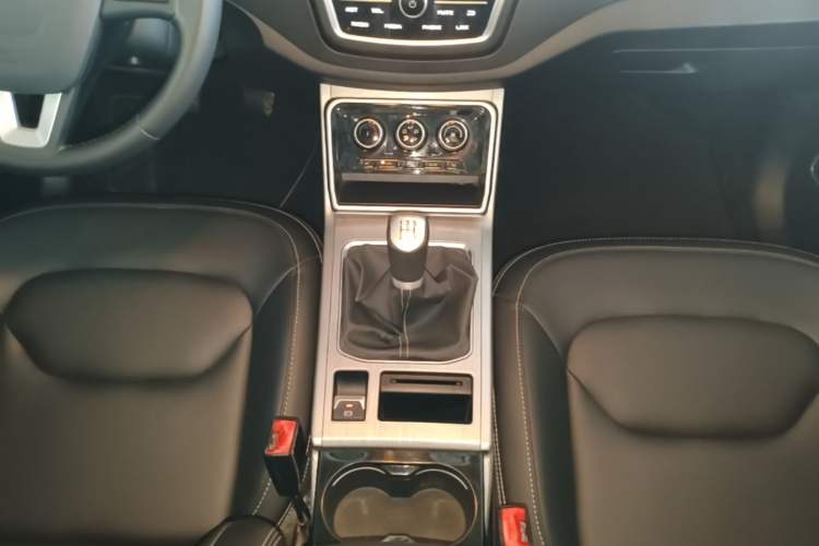 Used Bestune X40 2019 1.6L Manual Luxury Edition China VI Gear Lever