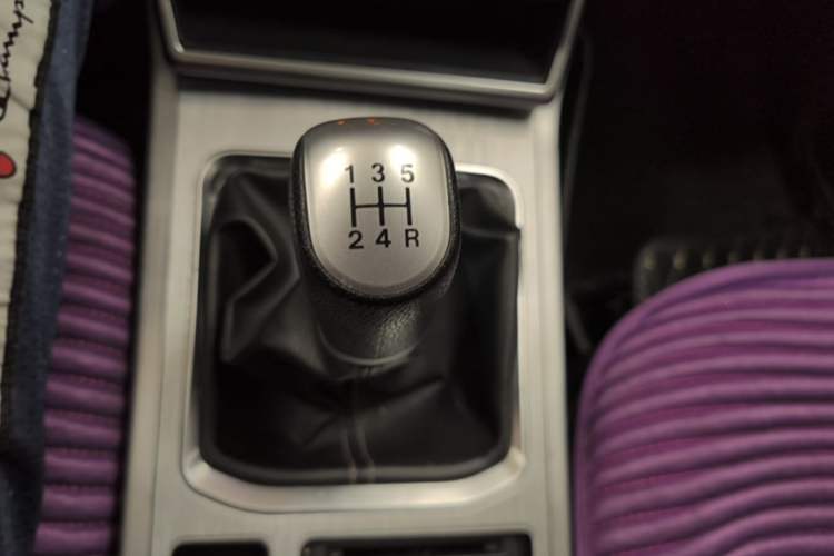 Used Bestune X40 2019 1.6L Manual Luxury Edition China VI Gear Lever