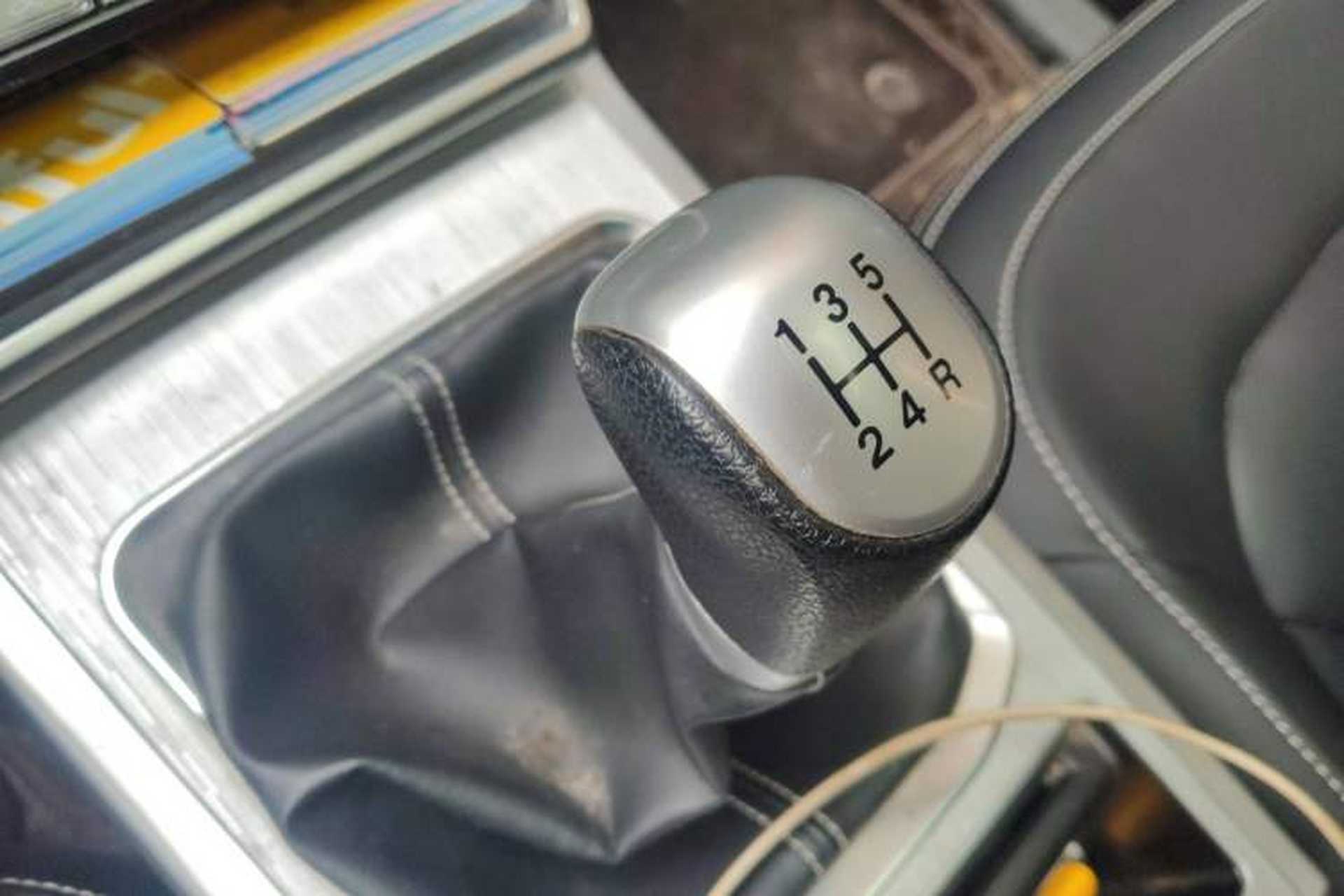 Used Bestune X40 2019 1.6L Manual Luxury Edition China VI Gear Lever