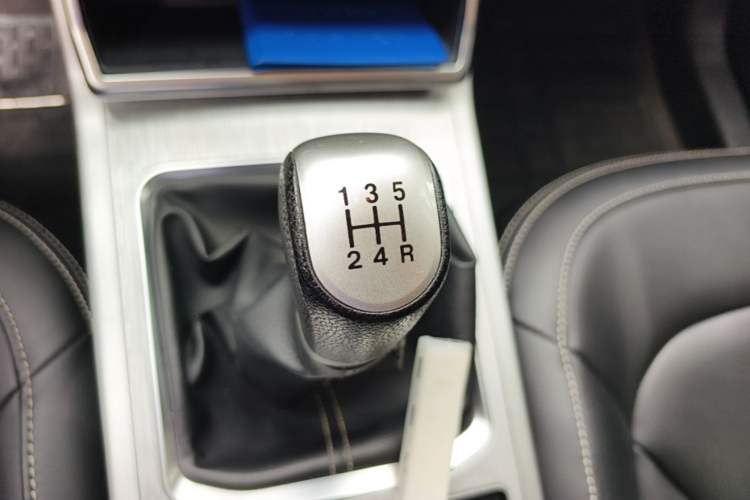 Used Bestune X40 2019 1.6L Manual Luxury Edition China VI Gear Lever