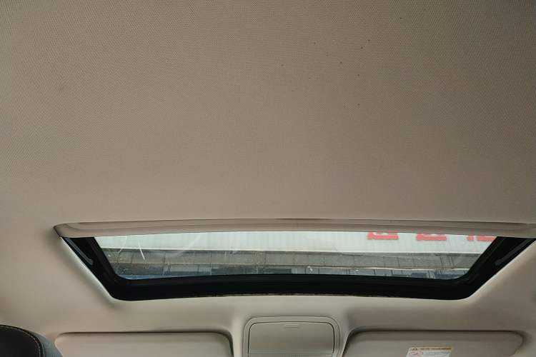 Used Bestune X40 2019 1.6L Automatic Luxury Edition China VI Headliner