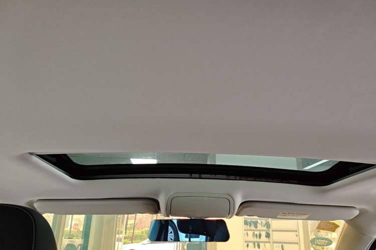 Used Bestune X40 2019 1.6L Automatic Luxury Version China V Emission Standard Headliner