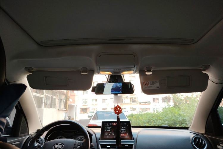 Used Bestune X40 2019 1.6L Automatic Luxury Edition China VI Headliner