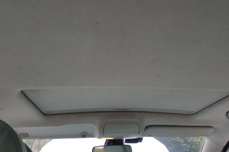 Used Bestune X40 2019 1.6L Automatic Luxury Version China V Emission Standard Headliner