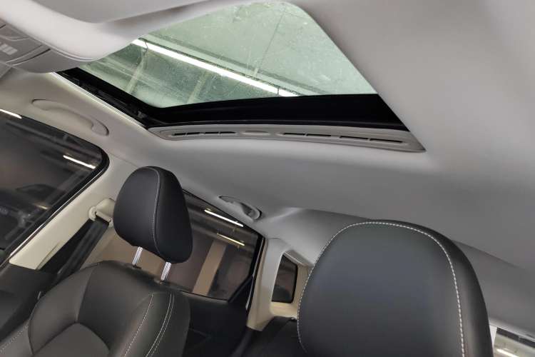 Used Bestune X40 2019 1.6L Automatic Luxury Edition China VI Headliner