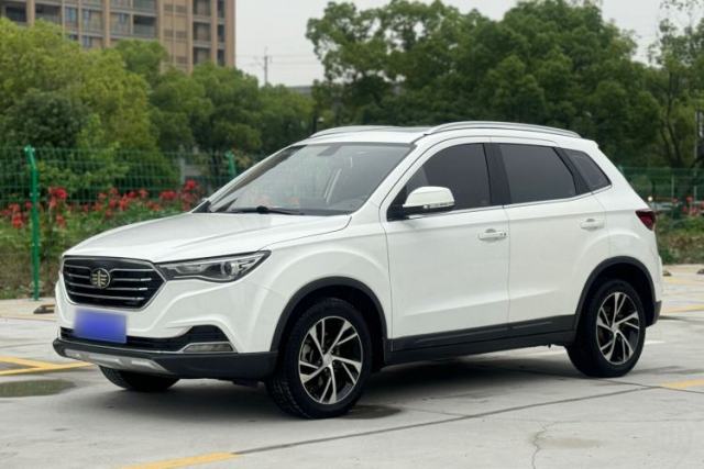 Used Bestune X40 2019 1.6L Automatic Luxury Version China V Emission Standard