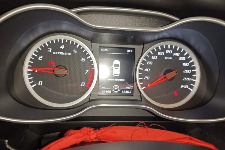 Used Bestune X40 2019 1.6L Automatic Connected Smart Cool Version China V Emission Standard Instrument Cluster
