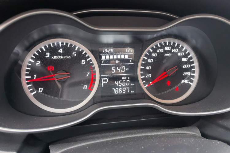 Used Bestune X40 2019 1.6L Automatic Luxury Version China V Emission Standard Instrument Cluster
