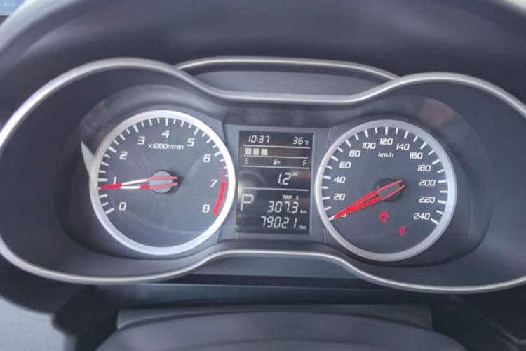 Used Bestune X40 2019 1.6L Automatic Luxury Version China V Emission Standard Instrument Cluster