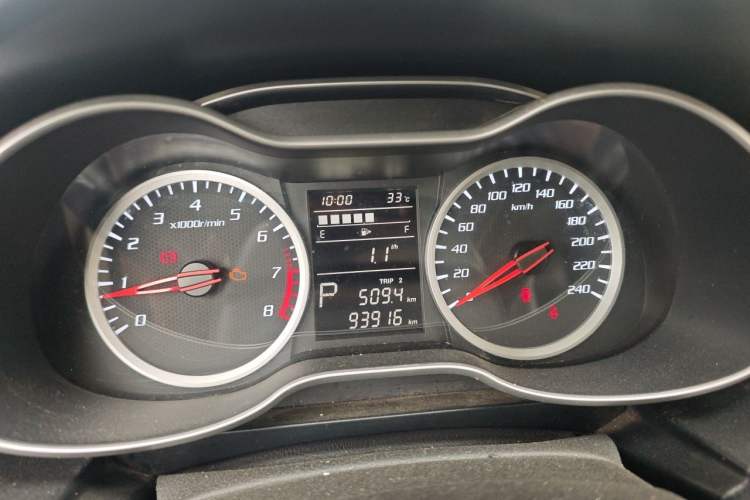 Used Bestune X40 2019 1.6L Automatic Luxury Edition China VI Instrument Cluster