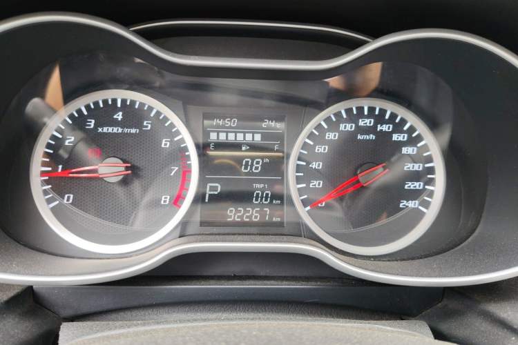 Used Bestune X40 2019 1.6L Automatic Luxury Version China V Emission Standard Instrument Cluster