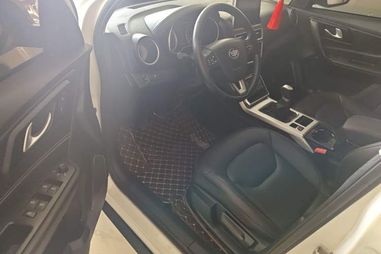 Used Bestune X40 2019 1.6L Manual Luxury Edition China VI Interior 1