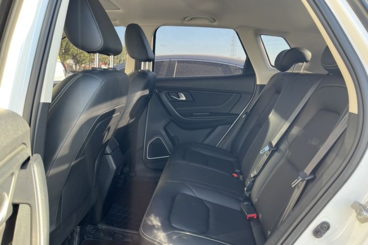 Used Bestune X40 2019 1.6L Automatic Luxury Version China V Emission Standard Interior 13
