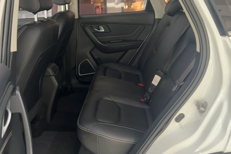 Used Bestune X40 2019 1.6L Automatic Connected Smart Cool Version China V Emission Standard Interior 2