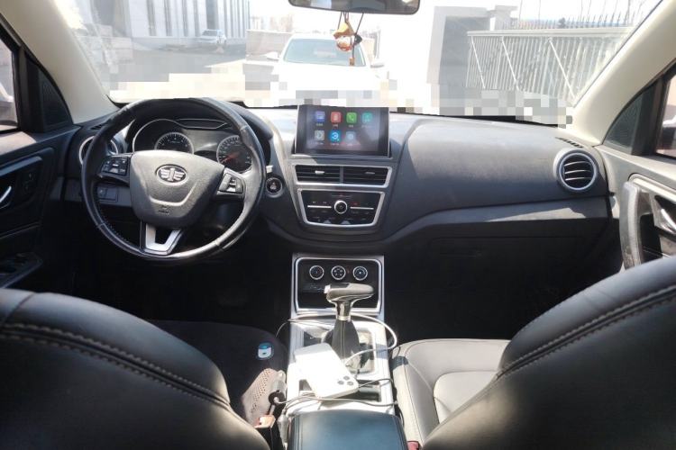 Used Bestune X40 2019 1.6L Automatic Luxury Edition China VI Interior 2