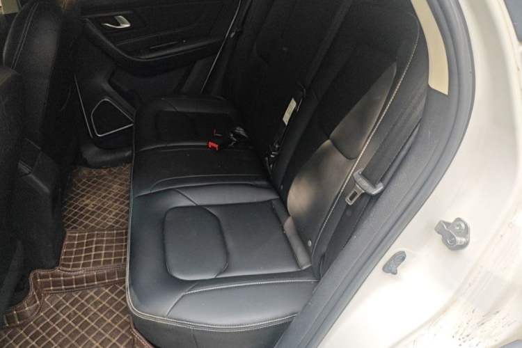 Used Bestune X40 2019 1.6L Manual Luxury Edition China VI Interior 3