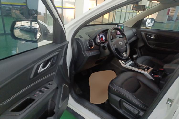 Used Bestune X40 2019 1.6L Automatic Luxury Edition China VI Interior 3