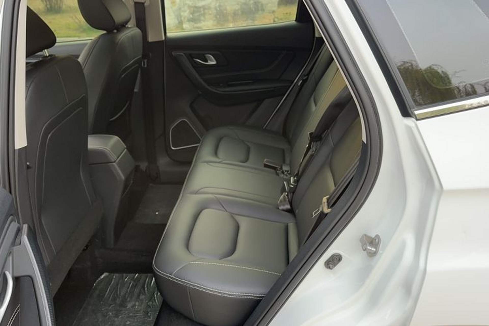 Used Bestune X40 2019 1.6L Automatic Connected Smart Cool Version China V Emission Standard Interior 5