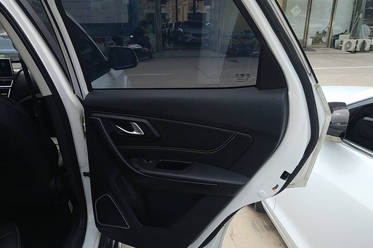 Used Bestune X40 2019 1.6L Automatic Luxury Edition China VI Interior 6