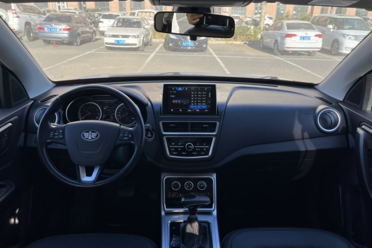 Used Bestune X40 2019 1.6L Automatic Luxury Version China V Emission Standard Interior 7