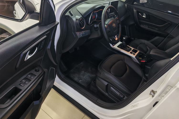 Used Bestune X40 2019 1.6L Automatic Luxury Edition China VI Interior 7