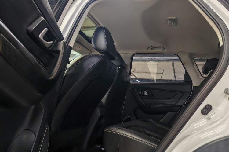 Used Bestune X40 2019 1.6L Automatic Luxury Edition China VI Interior 8