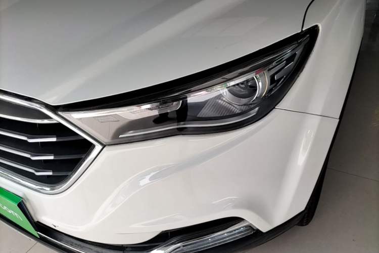 Used Bestune X40 2019 1.6L Automatic Luxury Edition China VI Left Front Headlight