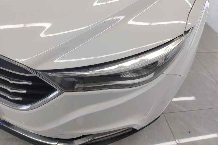 Used Bestune X40 2019 1.6L Manual Luxury Edition China V Left Front Headlight