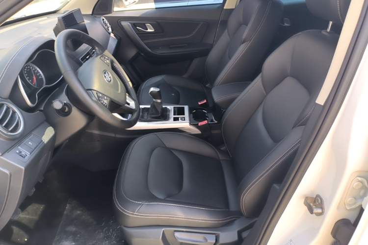 Used Bestune X40 2019 1.6L Manual Luxury Edition China VI Left Front Seat