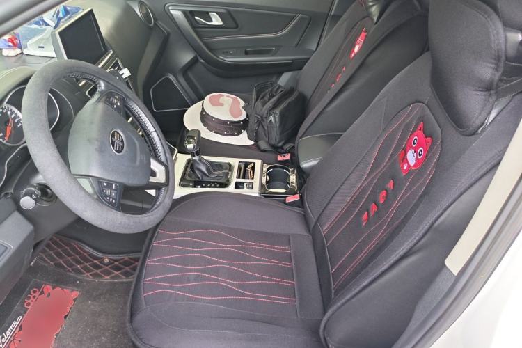 Used Bestune X40 2019 1.6L Automatic Luxury Edition China VI Left Front Seat